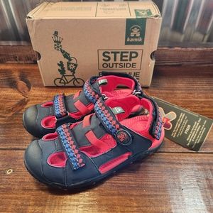 NEW Kamik Coral Reef Sandal Navy Blue and Red Unisex Boys Children's Size 3 NIB
